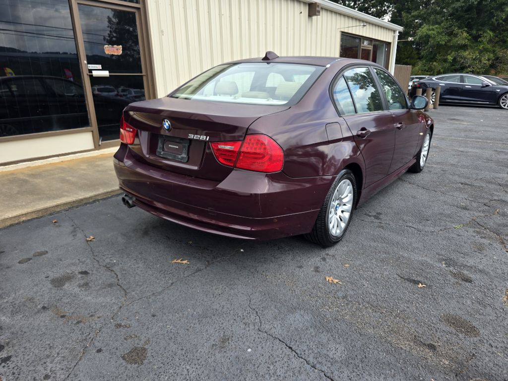 Photo 16 of this BMW 328