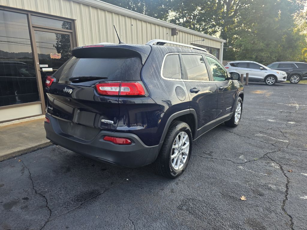 Photo 14 of this JEEP CHEROKEE