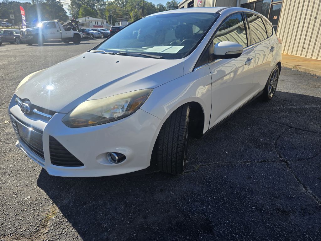 Photo 3 of this FORD FOCUS