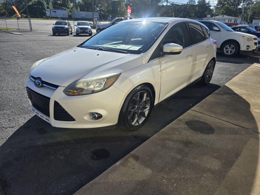 Photo 12 of this FORD FOCUS