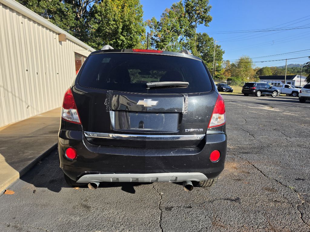 Photo 8 of this CHEVROLET CAPTIVA