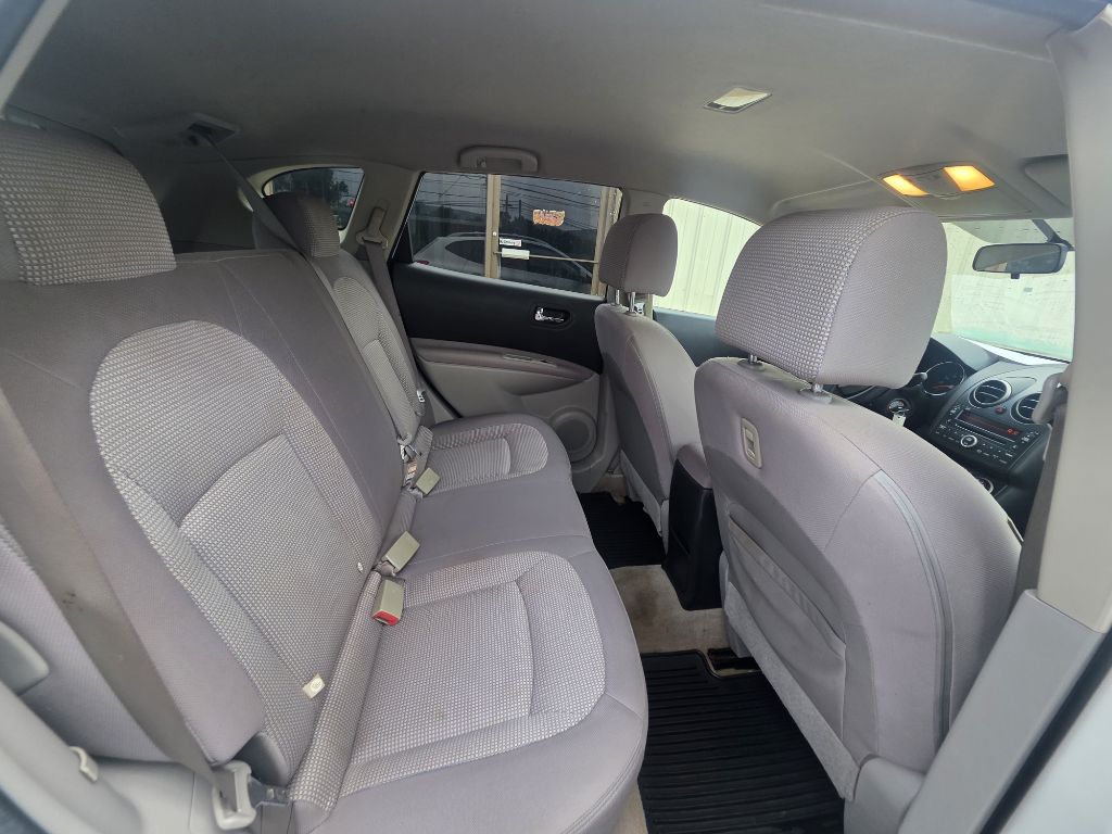 Photo 8 of this NISSAN ROGUE