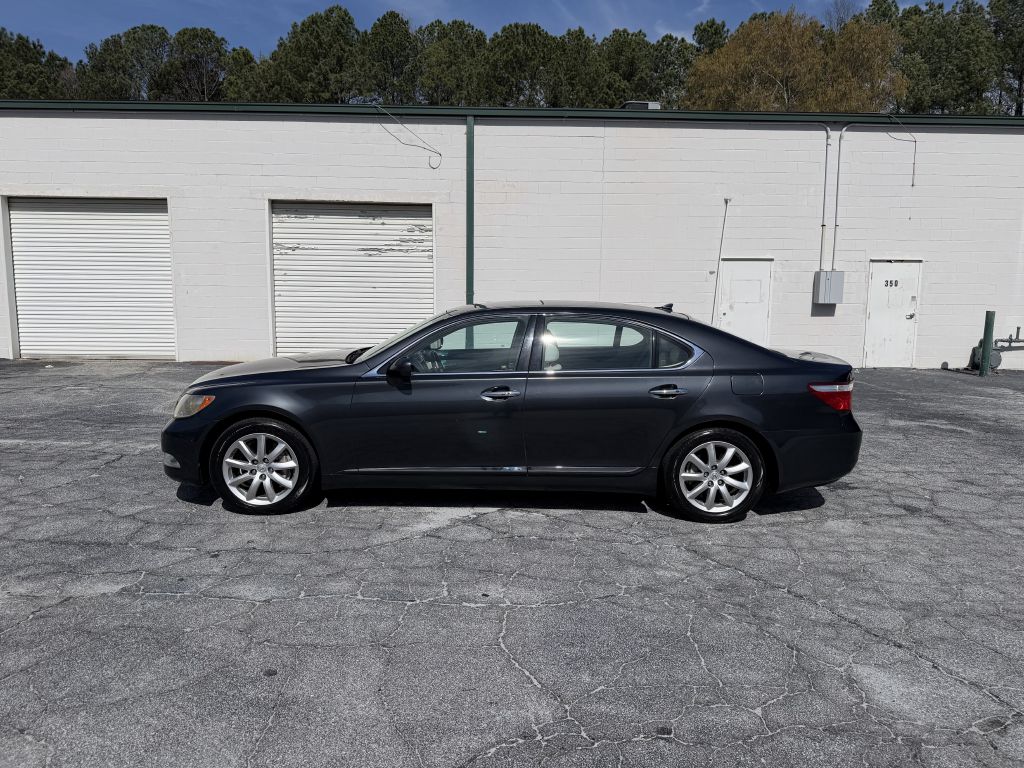 Photo 8 of this LEXUS LS