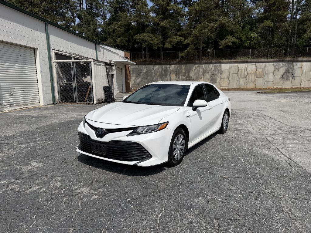 2020 Toyota Camry Hybrid LE FWD
