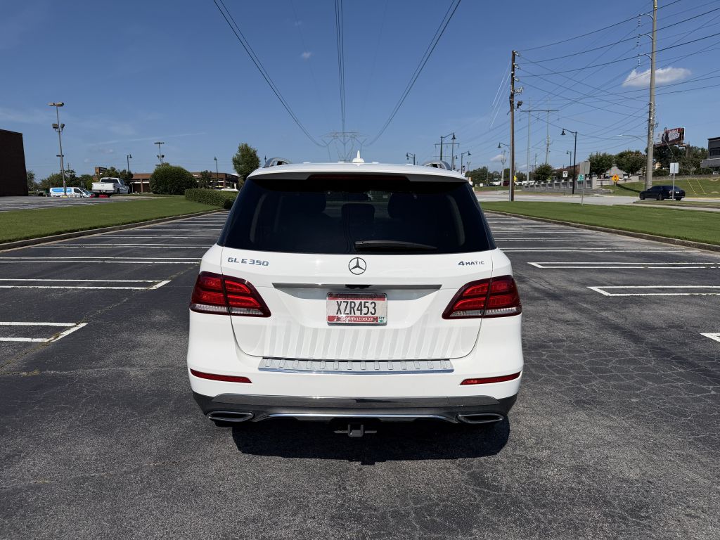 Photo 6 of this MERCEDES-BENZ GLE