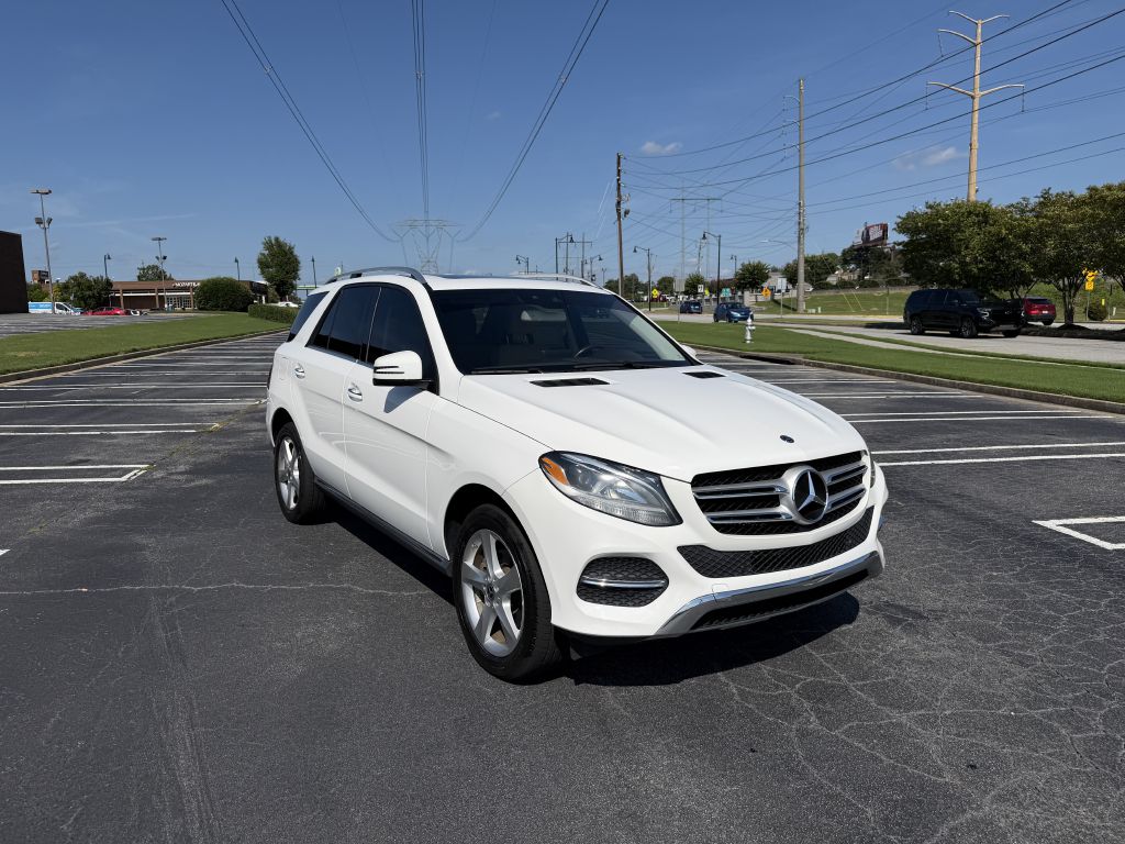 Photo 3 of this MERCEDES-BENZ GLE