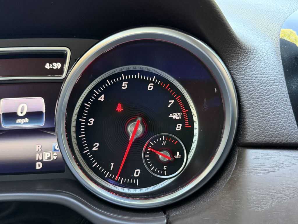 Photo 27 of this MERCEDES-BENZ GLE