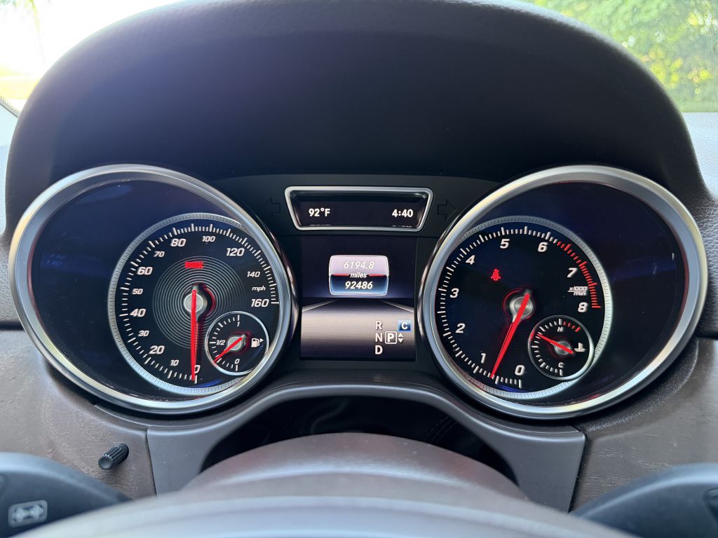 Photo 29 of this MERCEDES-BENZ GLE