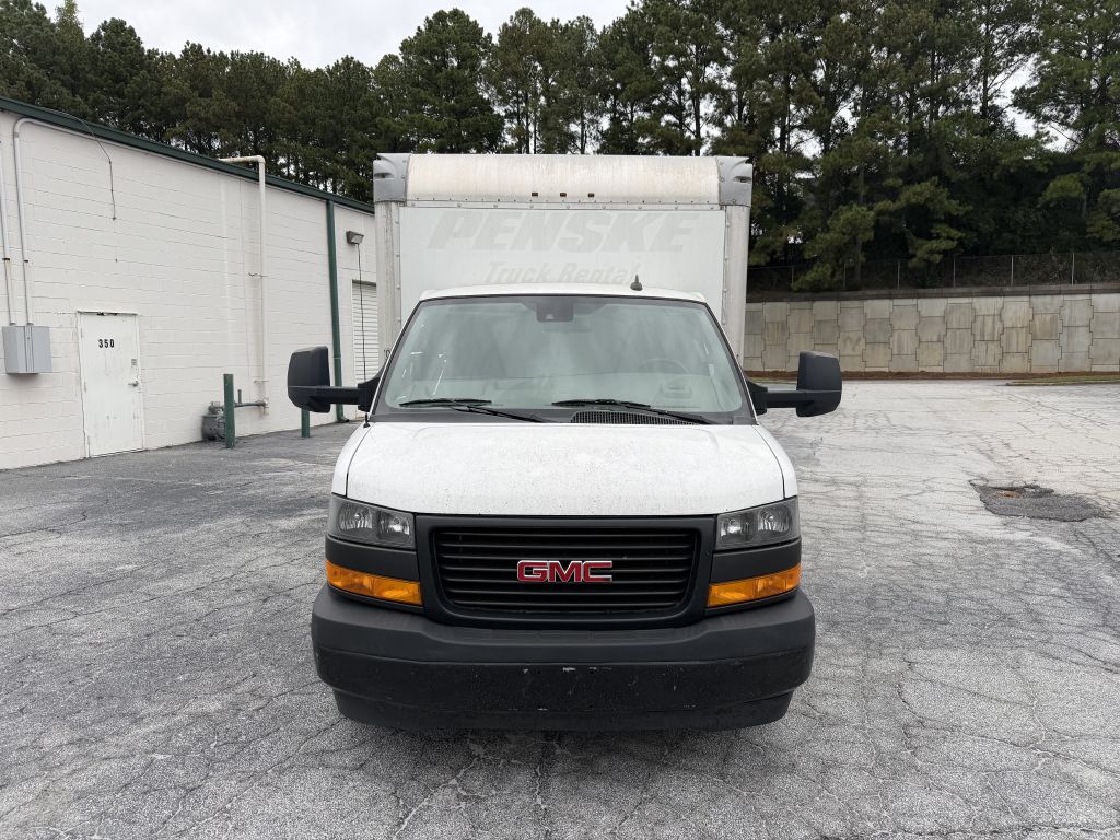 Photo 2 of this GMC SAVANA