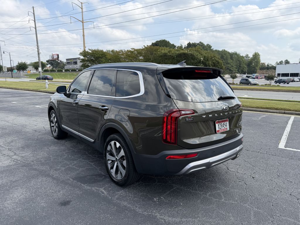 Photo 7 of this KIA TELLURIDE