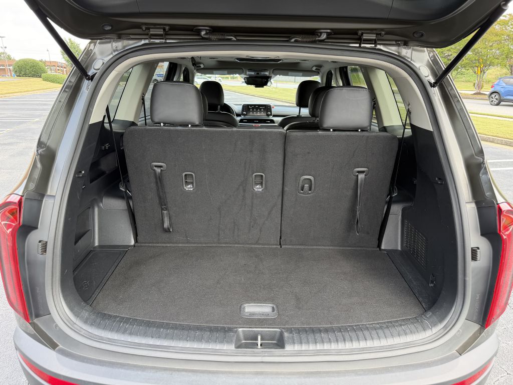 Photo 14 of this KIA TELLURIDE