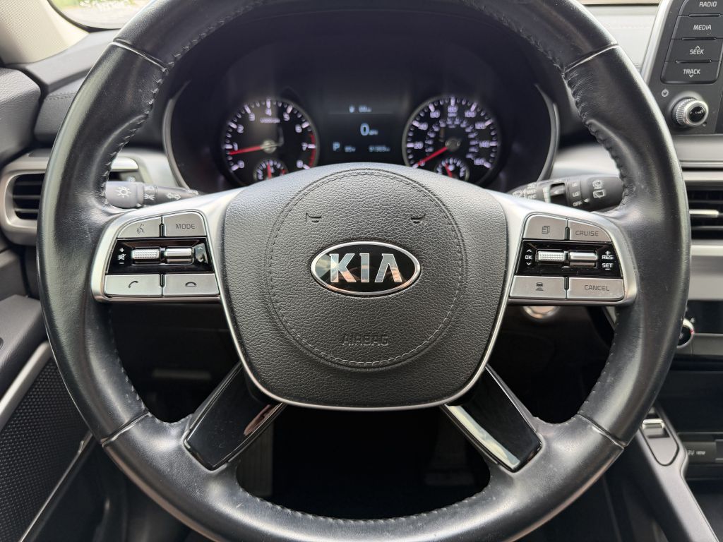 Photo 25 of this KIA TELLURIDE