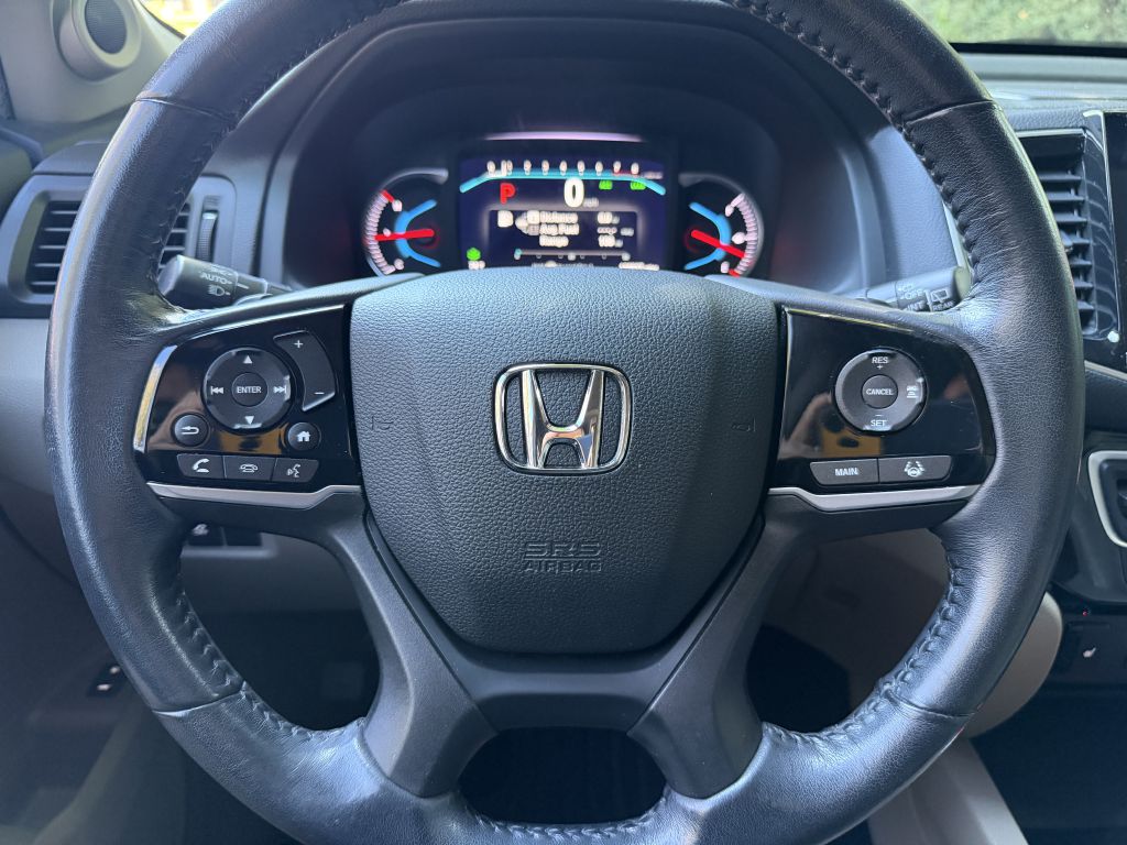 Photo 30 of this HONDA PILOT