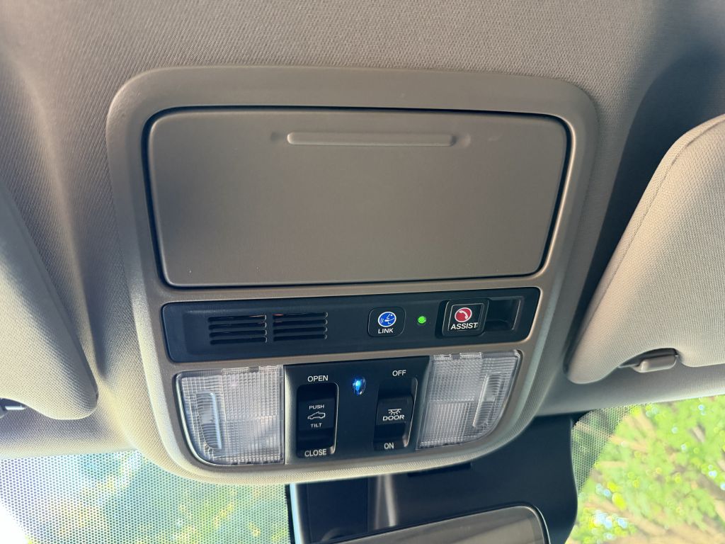 Photo 38 of this HONDA PILOT