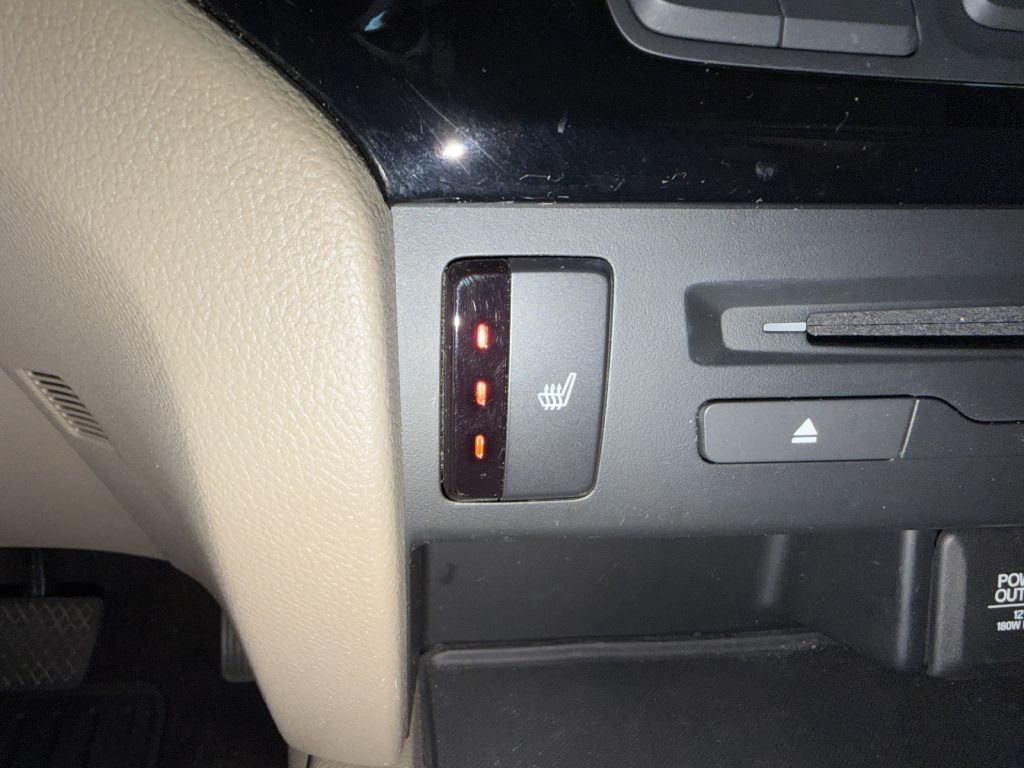 Photo 39 of this HONDA PILOT