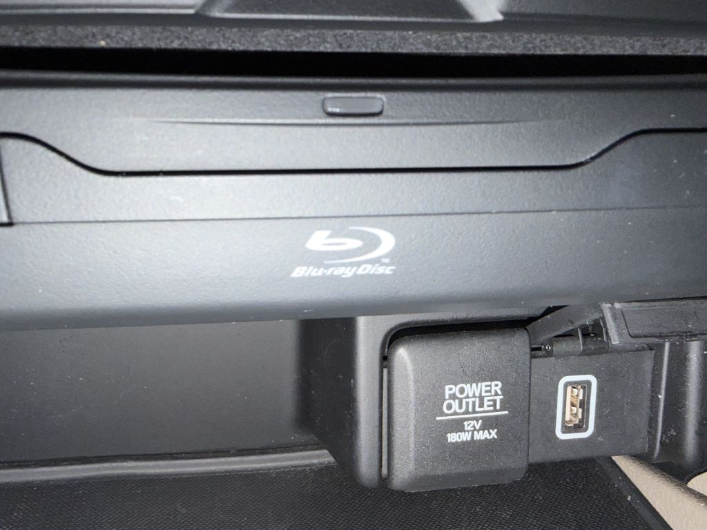 Photo 41 of this HONDA PILOT
