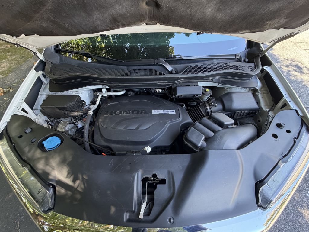 Photo 46 of this HONDA PILOT