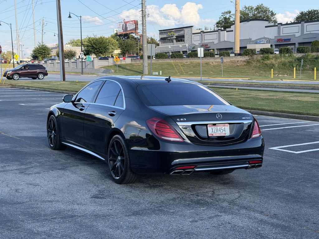 Photo 7 of this MERCEDES-BENZ S-CLASS