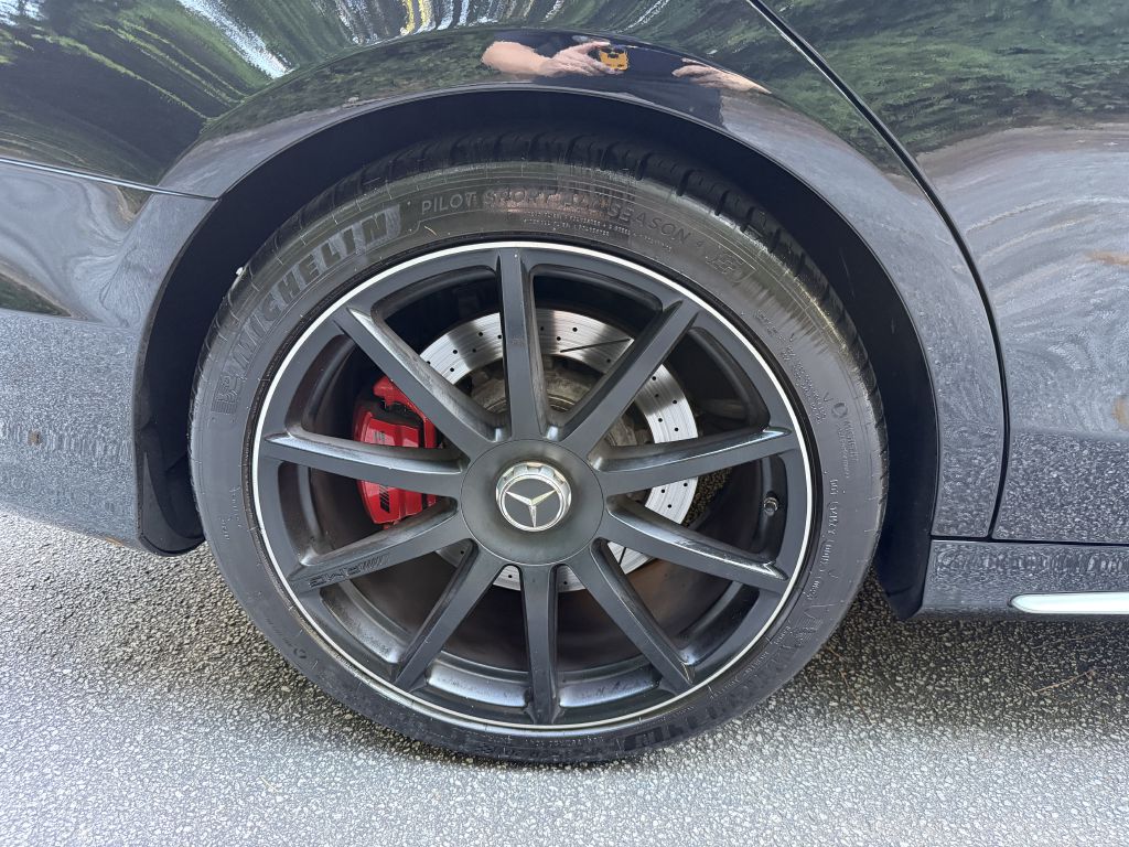 Photo 40 of this MERCEDES-BENZ S-CLASS
