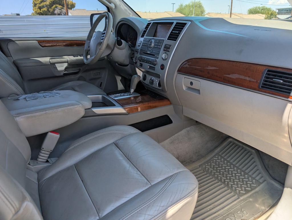 Photo 8 of this INFINITI QX56