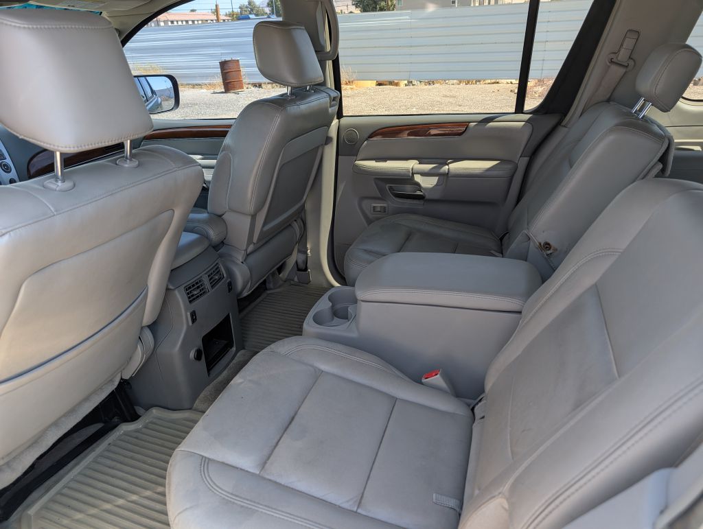 Photo 12 of this INFINITI QX56