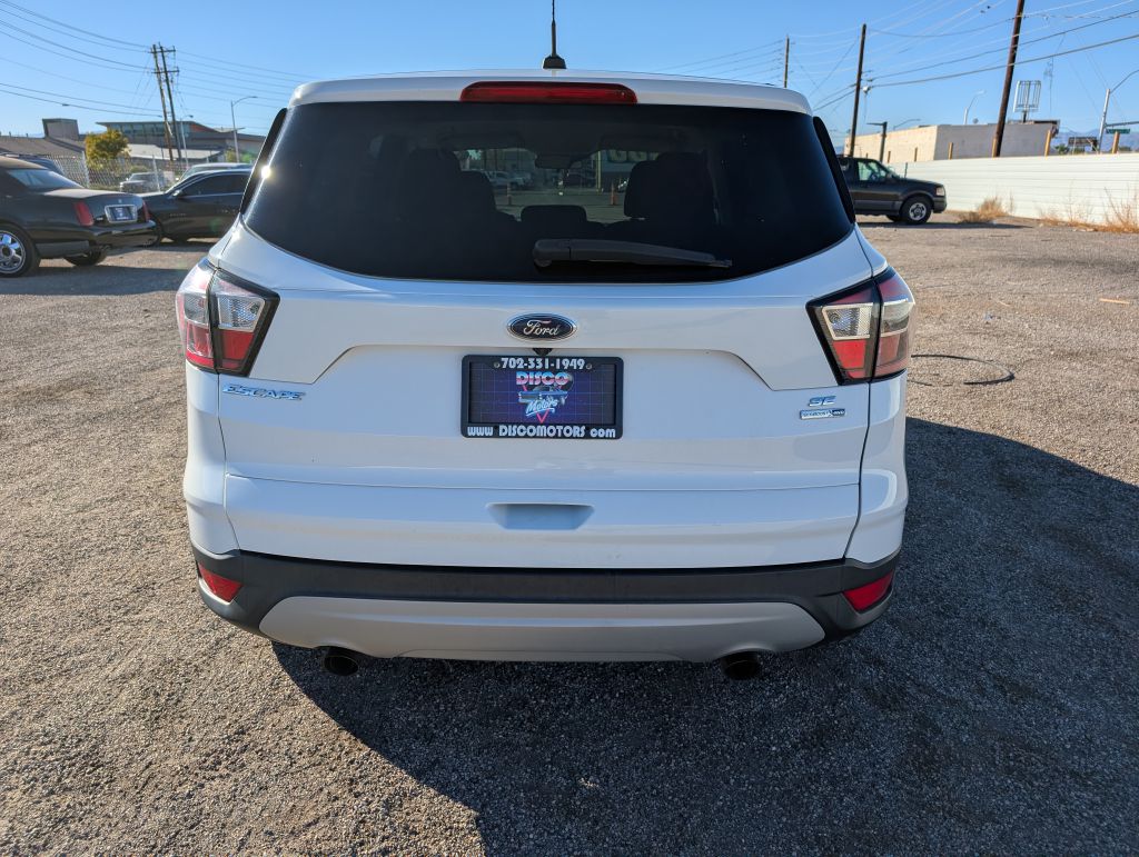 Photo 2 of this FORD ESCAPE