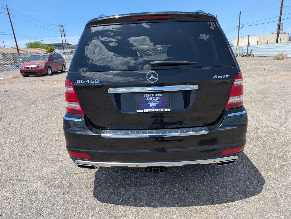 Photo 2 of this MERCEDES-BENZ GL