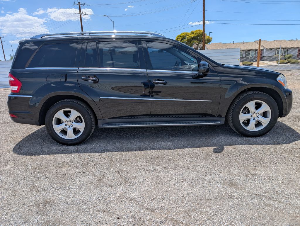 Photo 5 of this MERCEDES-BENZ GL