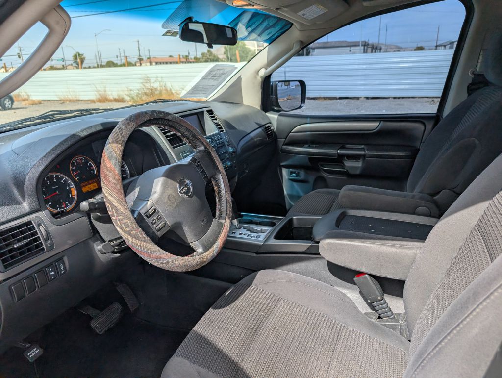 Photo 7 of this NISSAN ARMADA