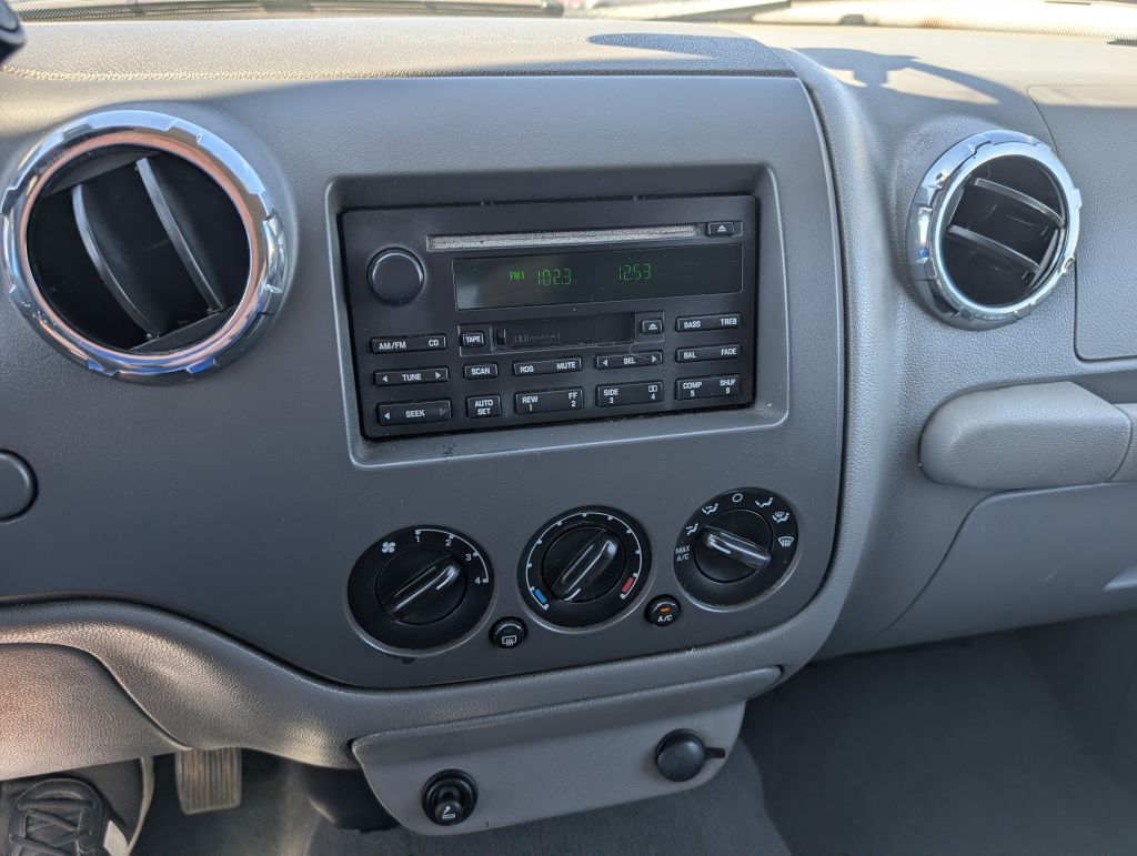 Photo 10 of this FORD EXPEDITION