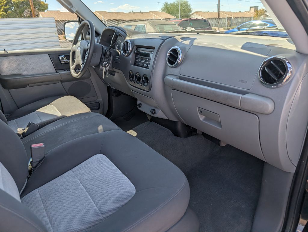 Photo 8 of this FORD EXPEDITION