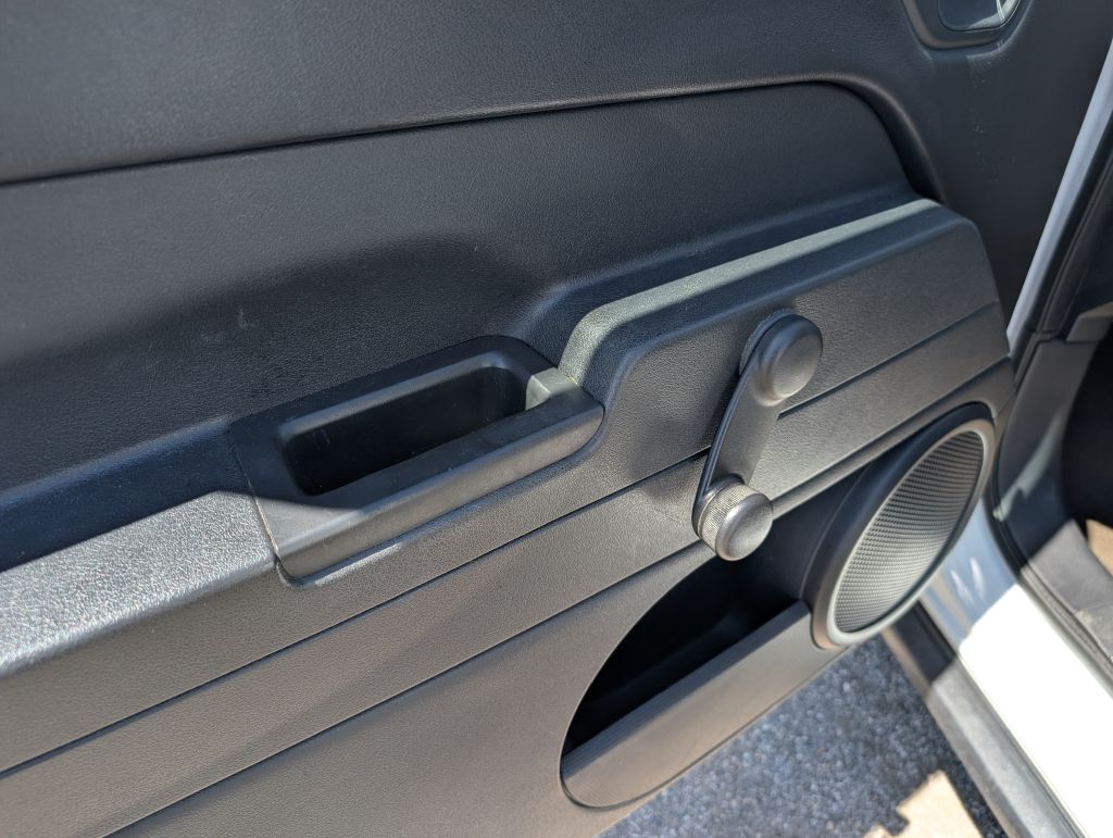 Photo 13 of this JEEP PATRIOT