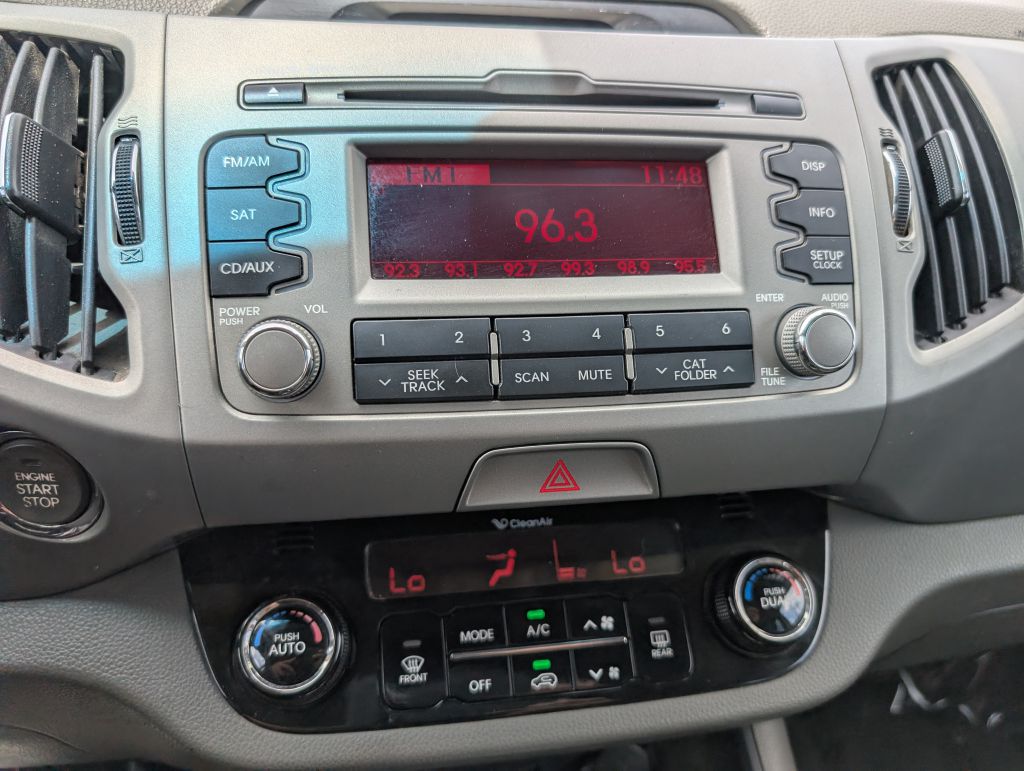 Photo 10 of this KIA SPORTAGE