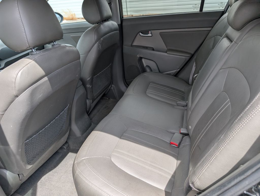Photo 11 of this KIA SPORTAGE