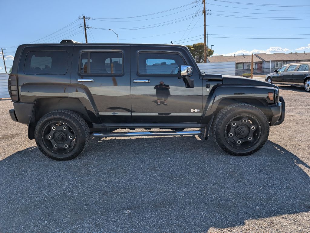 Photo 3 of this HUMMER H3