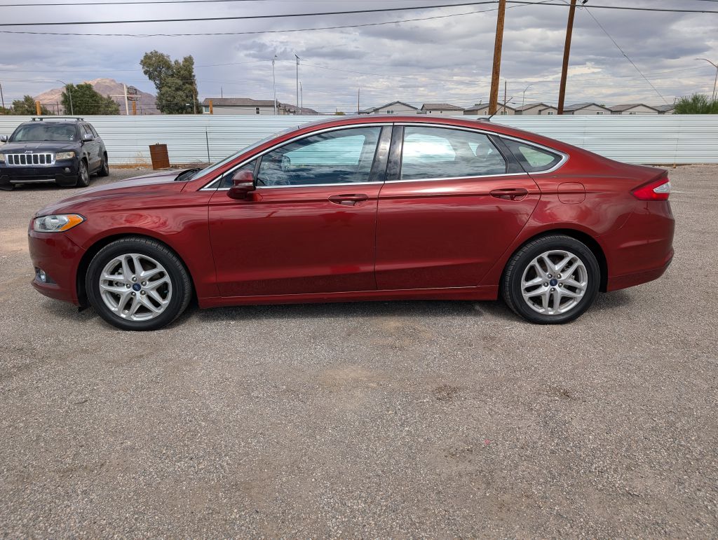 Photo 3 of this FORD FUSION