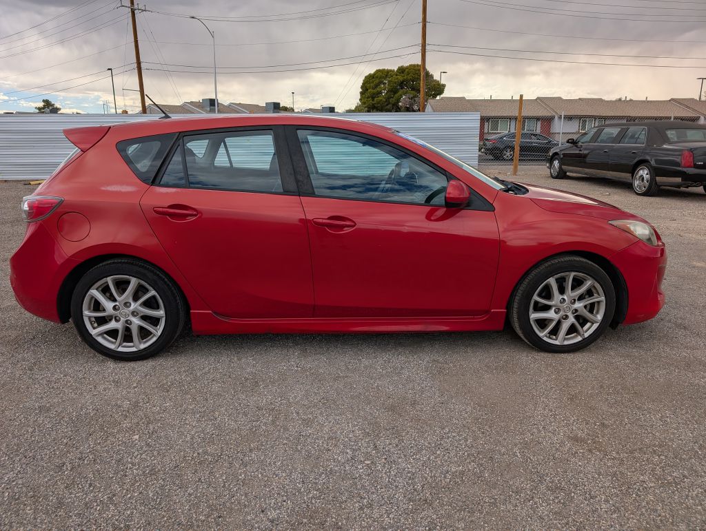 Photo 4 of this MAZDA 3