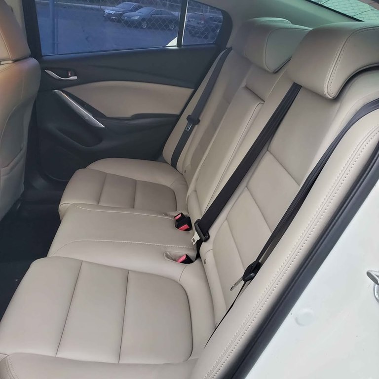 Photo 6 of this MAZDA 6