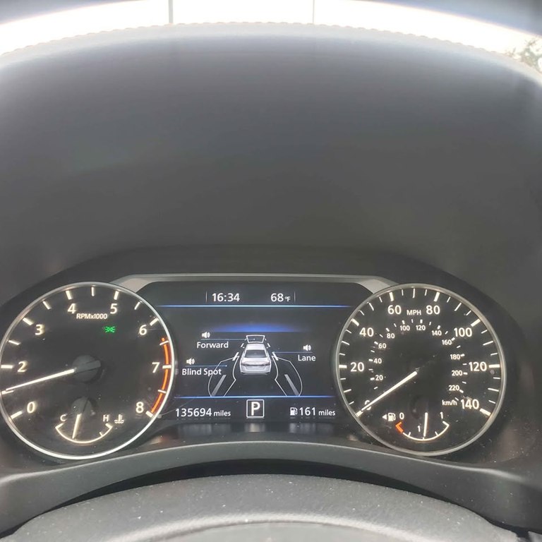 Photo 2 of this NISSAN ALTIMA