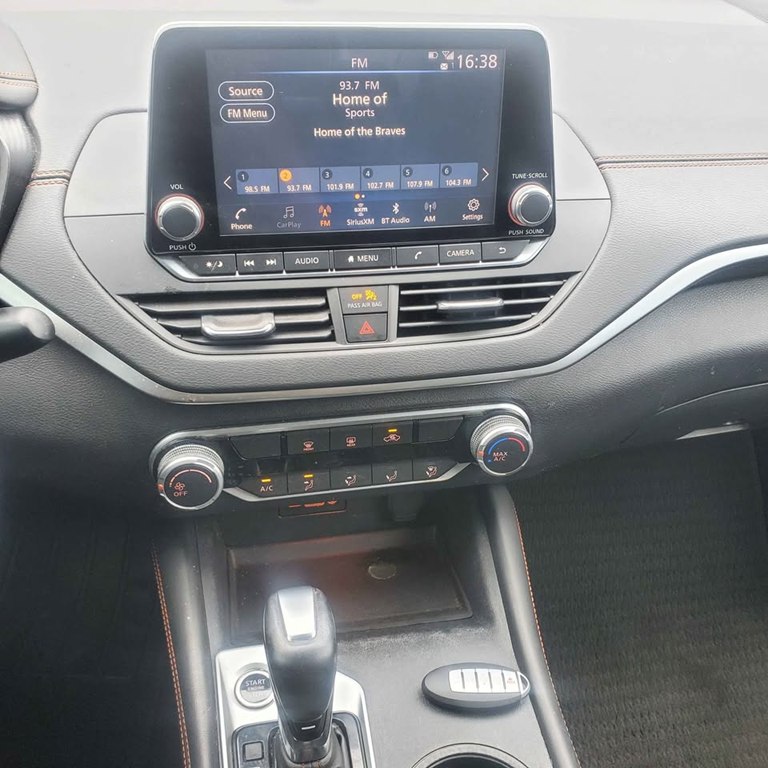 Photo 14 of this NISSAN ALTIMA