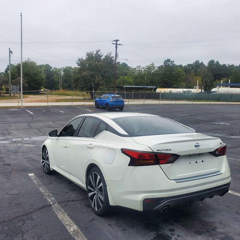 Photo 15 of this NISSAN ALTIMA