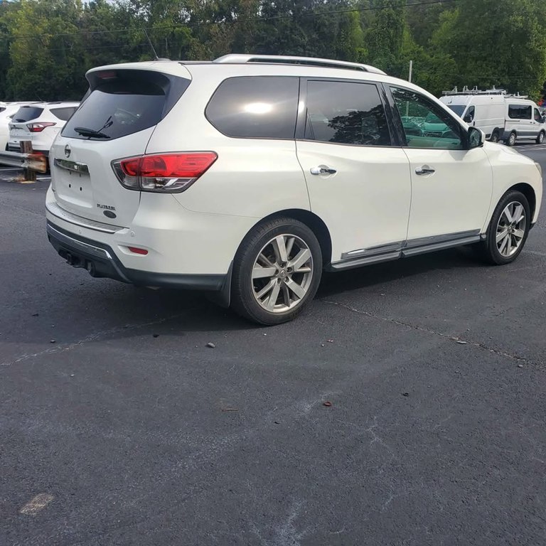 Photo 9 of this NISSAN PATHFINDER