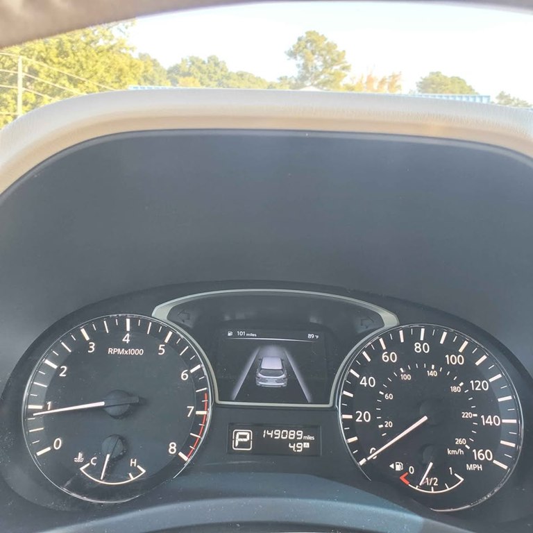 Photo 2 of this NISSAN PATHFINDER