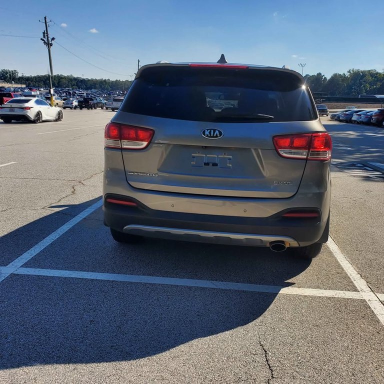 Photo 12 of this KIA SORENTO