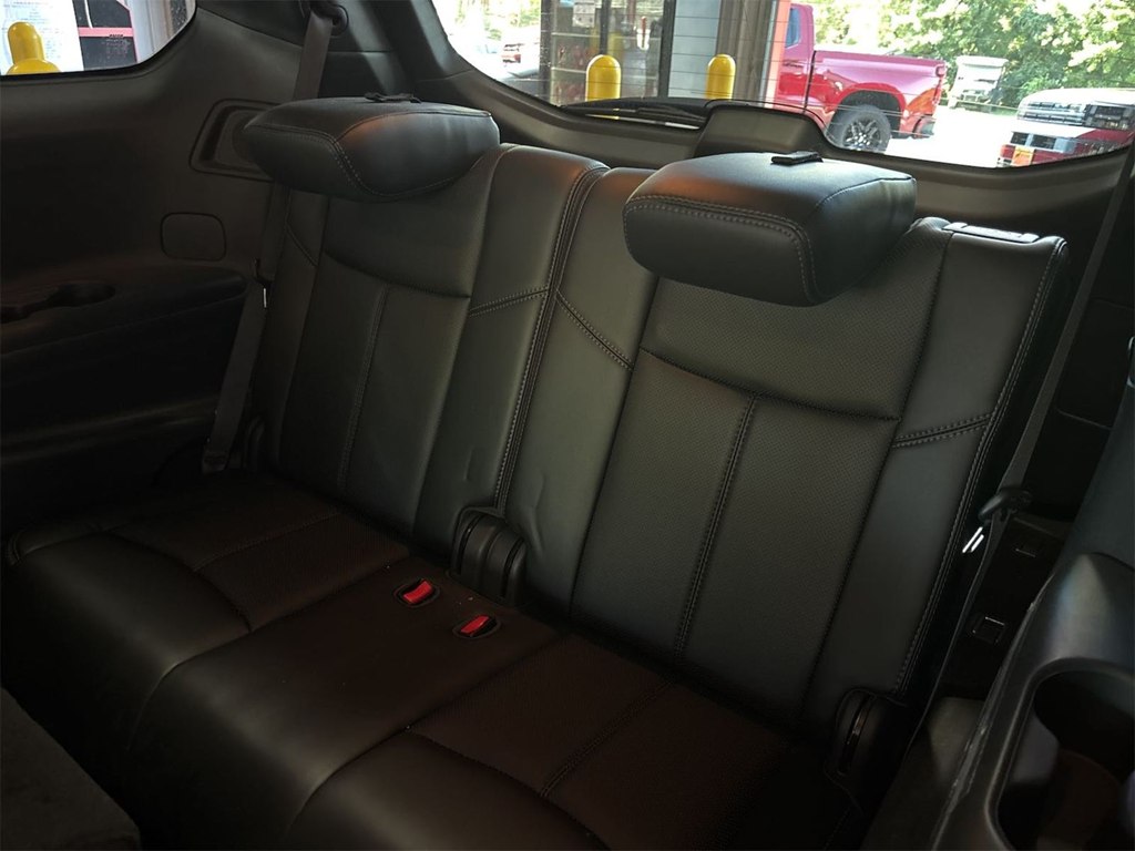Photo 6 of this NISSAN PATHFINDER