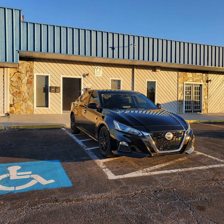 Photo 14 of this NISSAN ALTIMA