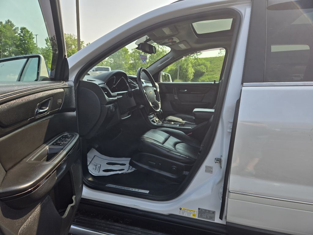 CHEVROLET TRAVERSE 2016 CHEVROLET TRAVERSE 1GNKVJKD0GJ192189