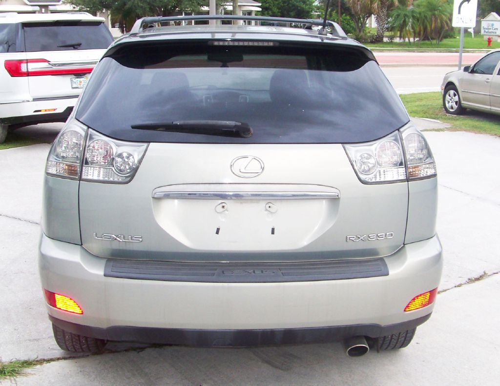 Photo 4 of this LEXUS RX