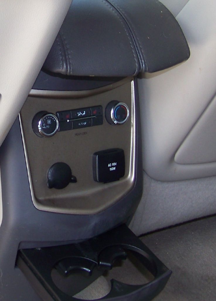 Photo 12 of this LINCOLN MKT