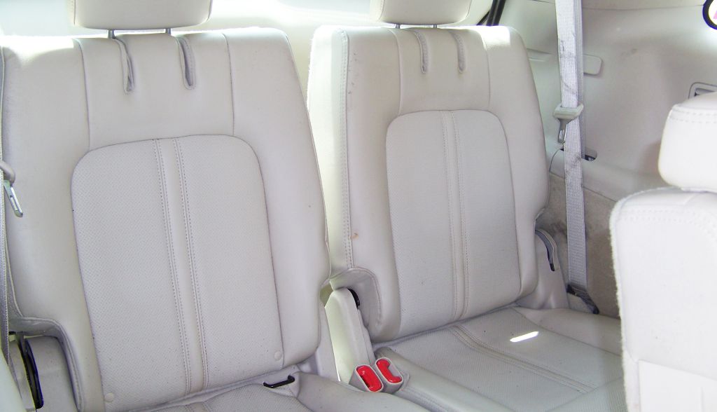 Photo 18 of this LINCOLN MKT